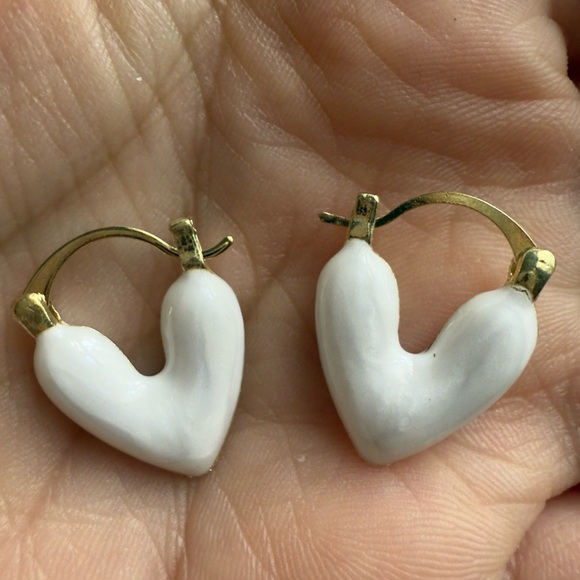 New anthropologie Gold and Cream Heart Earrings - Picture 6 of 12